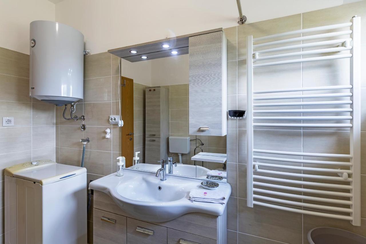 Amadeo Apartamento Fažana Exterior foto